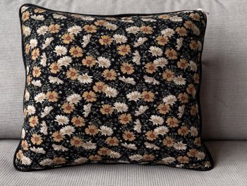 Midnight daisy front cushion